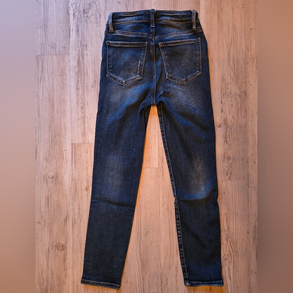 Women's Blue Jeans - Picture 4 of 8